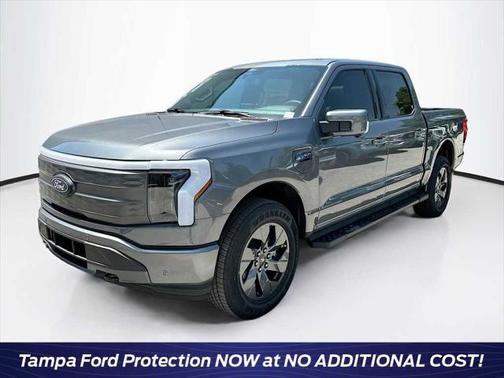 2025 Ford F-150 Lightning LARIAT