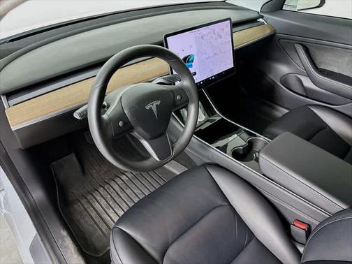 2020 Tesla Model 3 Standard Range
