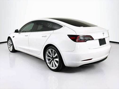 2020 Tesla Model 3 Standard Range