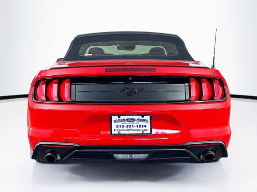 2022 Ford Mustang EcoBoost