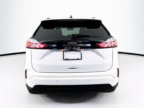 2022 Ford Edge ST Line