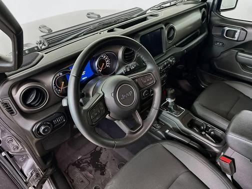 2022 Jeep Wrangler Willys