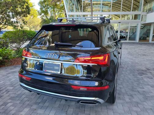 2023 Audi Q5 45 S line Premium Plus