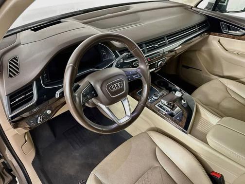 Carat Beige Metallic 2017 Audi Q7 3.0T Prestige