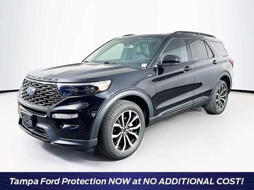 Agate Black Metallic 2022 Ford Explorer ST-Line