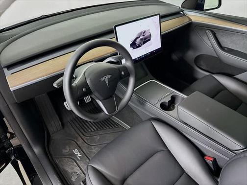 2025 Tesla Model Y Performance Dual Motor All-Wheel Drive