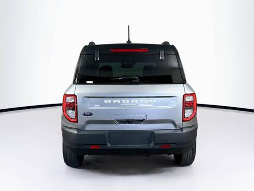 Iconic Silver Metallic 2021 Ford Bronco Sport Outer Banks