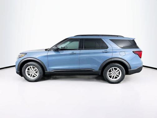 Vapor Blue Metallic 2026 Ford Explorer Active