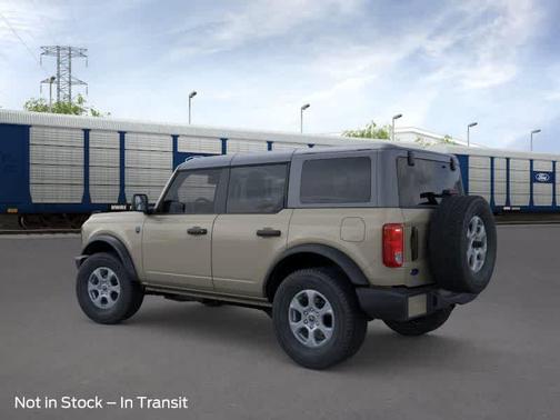 Desert Sand 2026 Ford Bronco Big Bend