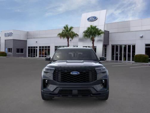 Agate Black Metallic 2026 Ford Explorer ST-Line