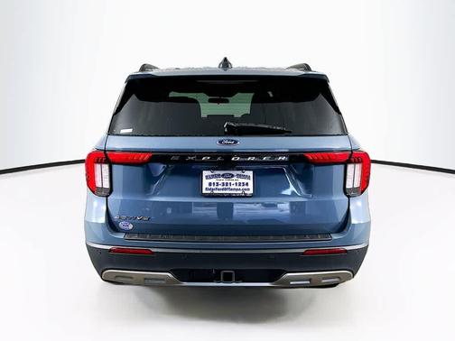 Vapor Blue Metallic 2025 Ford Explorer Active