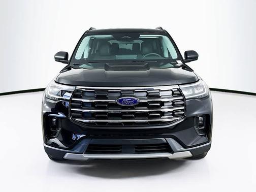 Agate Black Metallic 2026 Ford Explorer Active