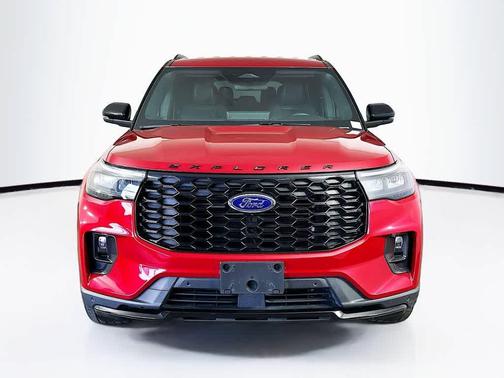 Rapid Red Metallic Tinted Clearcoat 2025 Ford Explorer ST-Line