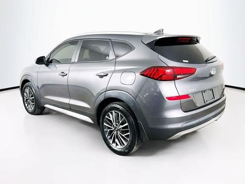 2021 Hyundai TUCSON SEL