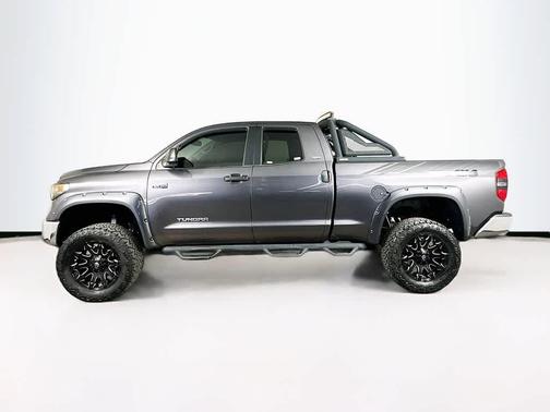 2016 Toyota Tundra SR5