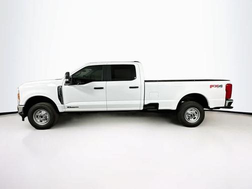 Oxford White 2026 Ford F-250 XL