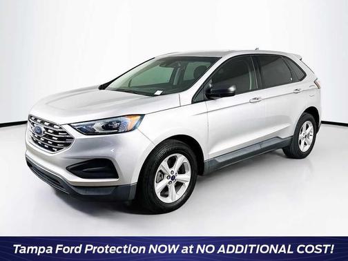 Ingot Silver Metallic 2019 Ford Edge SE