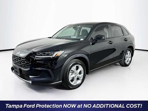 Crystal Black Pearl 2025 Honda HR-V LX