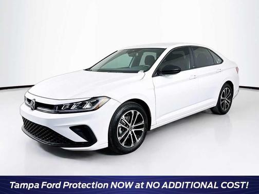 Pure White 2025 Volkswagen Jetta 1.5T Sport