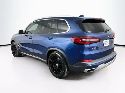 Phytonic Blue Metallic 2020 BMW X5 sDrive40i