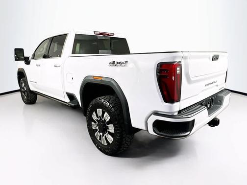 2025 GMC Sierra 2500 Denali