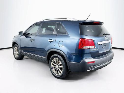 Pacific Blue 2011 Kia Sorento EX