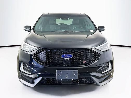 2021 Ford Edge ST