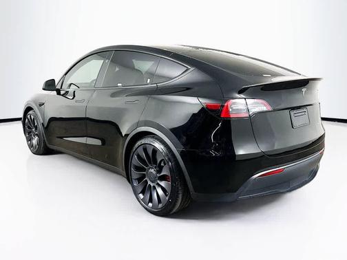 2024 Tesla Model Y Performance Dual Motor All-Wheel Drive