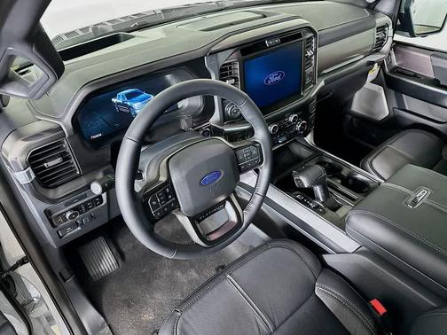 Avalanche 2026 Ford F-150 Platinum