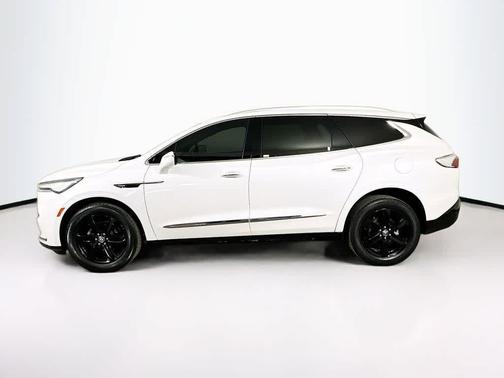 2023 Buick Enclave Essence AWD