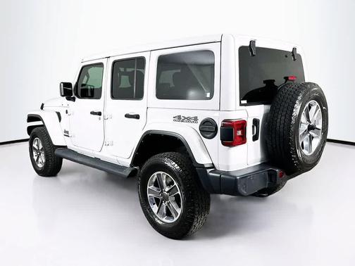 Bright White 2021 Jeep Wrangler Unlimited Sahara