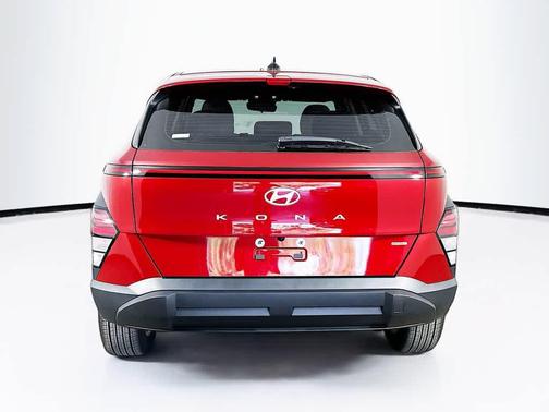 Ultimate Red Metallic 2025 Hyundai KONA SE