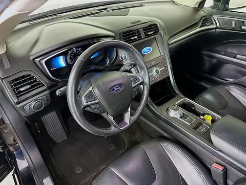 Agate Black 2019 Ford Fusion Hybrid Titanium