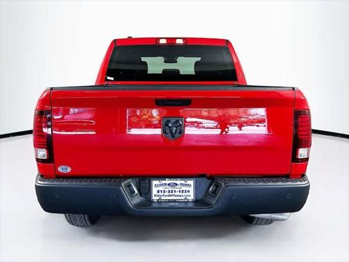 2024 RAM 1500 Classic Warlock Crew Cab 4x2 5'7' Box