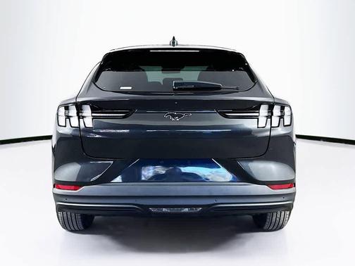 2022 Ford Mustang Mach-E Select