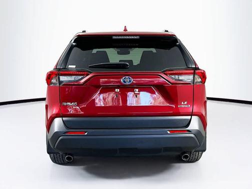 2021 Toyota RAV4 Hybrid LE