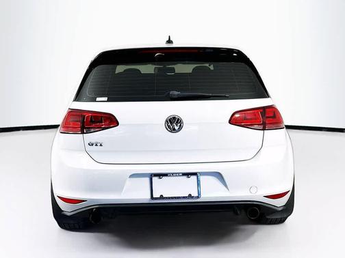2016 Volkswagen Golf GTI 2.0T S 4-Door
