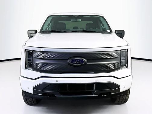 2023 Ford F-150 Lightning XLT