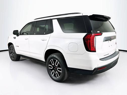 2021 GMC Yukon 4WD AT4