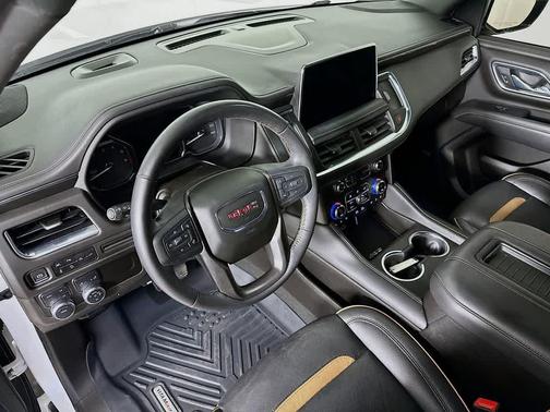 2021 GMC Yukon 4WD AT4