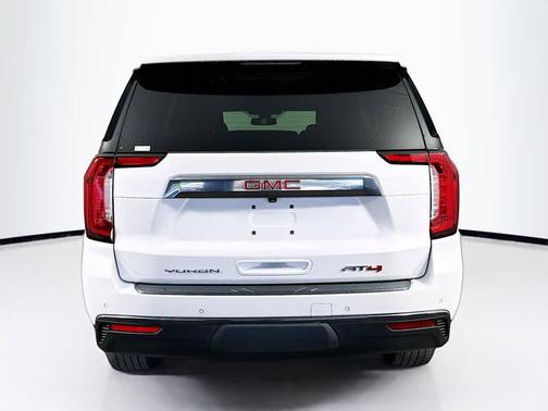 2021 GMC Yukon 4WD AT4
