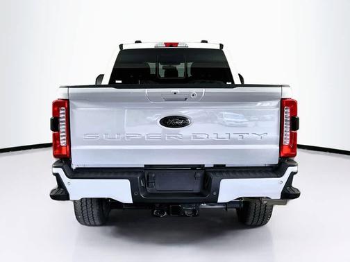 Star White Metallic Tri-Coat 2026 Ford F-250 Lariat