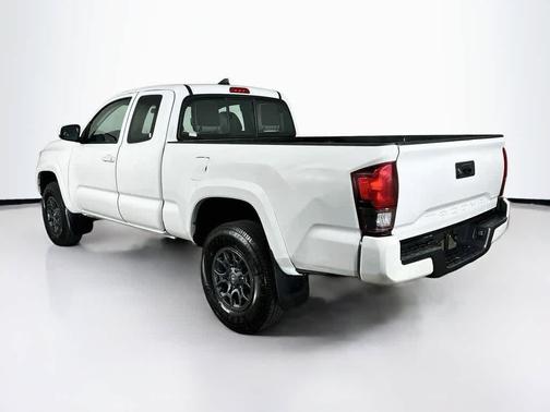 Super White 2018 Toyota Tacoma