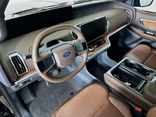 2026 Ford Expedition King Ranch