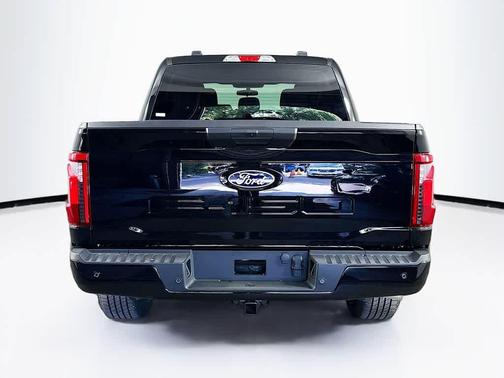 Agate Black Metallic 2026 Ford F-150 STX