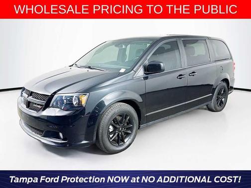 Black Onyx Crystal Pearlcoat 2019 Dodge Grand Caravan GT