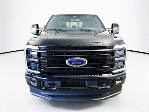 2025 Ford F-250 Platinum