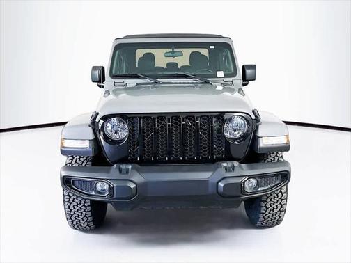2021 Jeep Gladiator Willys 4x4