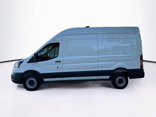 Oxford White 2026 Ford Transit-250 Base