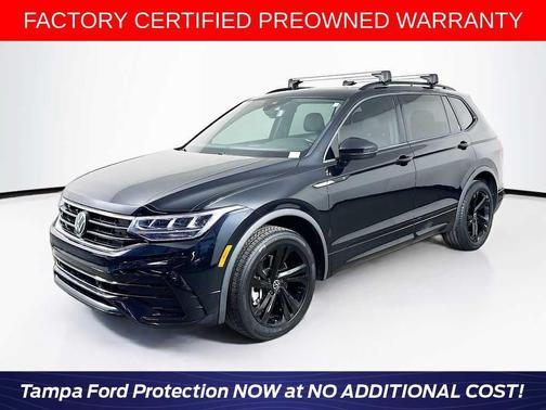 Deep Black Pearl 2023 Volkswagen Tiguan 2.0T SE R-Line Black